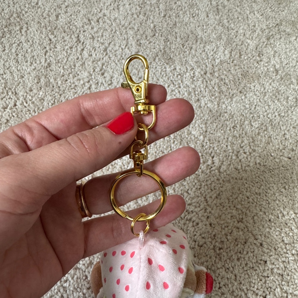 Disney Strawberry Dale Keychain – SOLD OUT – Rare Collector Item - Picture 7 of 7